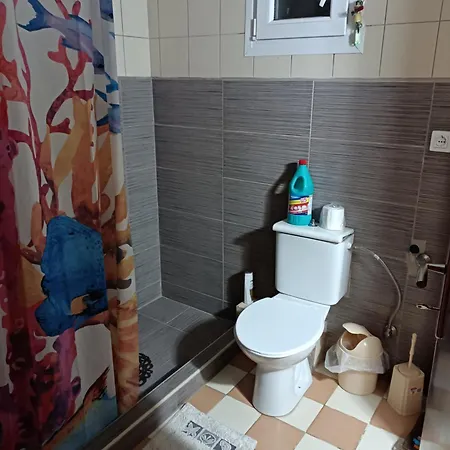 Blue Moon Apartment *